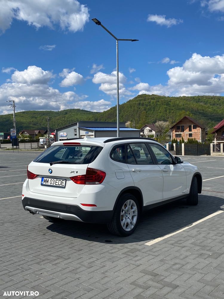 BMW X1 sDrive16d Sport Line - 4