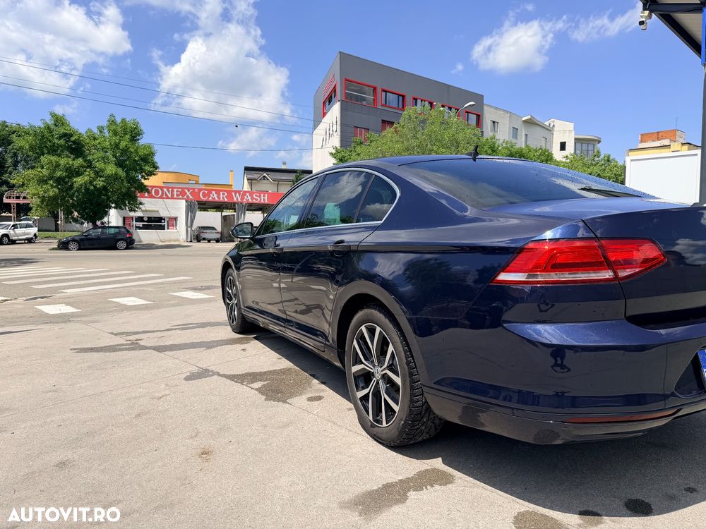 Volkswagen Passat 2.0 TDI DSG Comfortline - 6