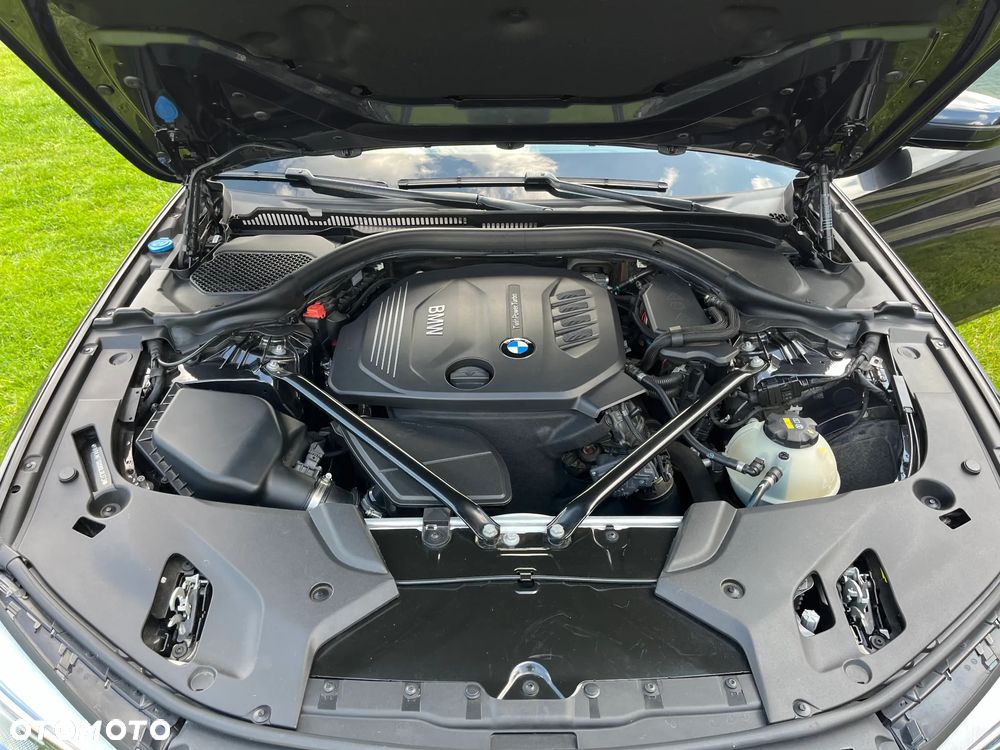 BMW Seria 5 520d Luxury Line - 19