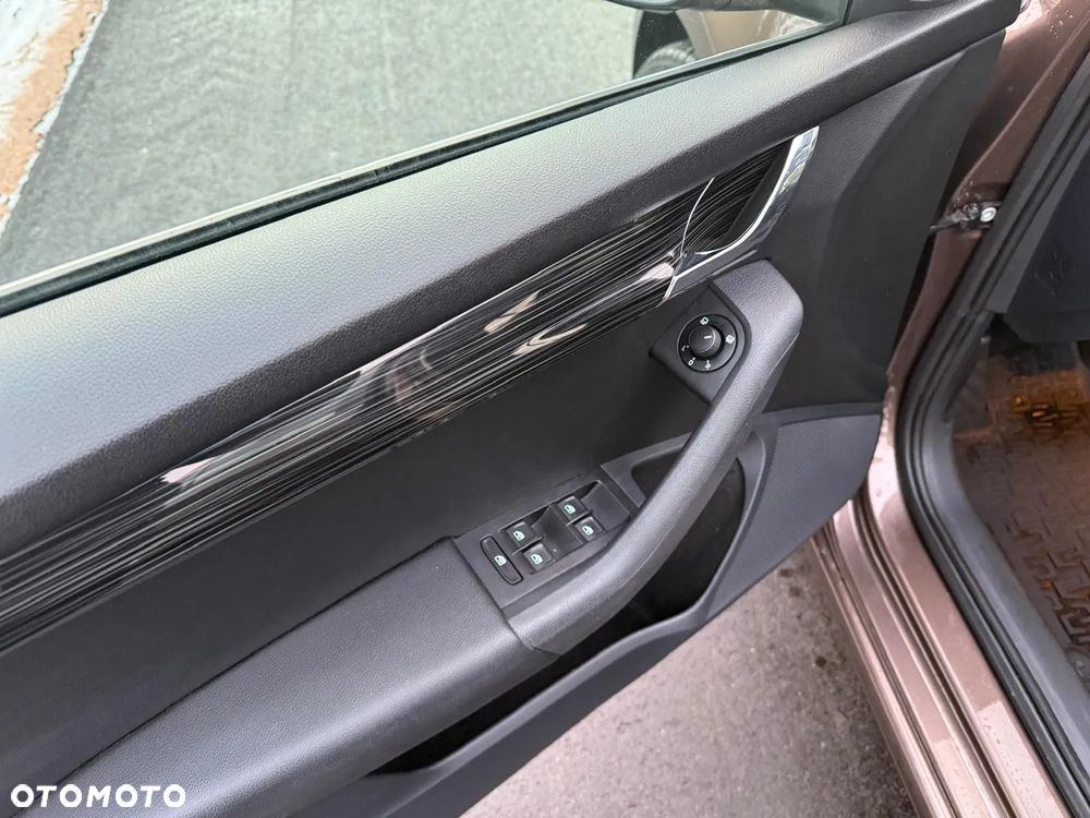 Skoda Octavia 2.0 TSI Style DSG - 16