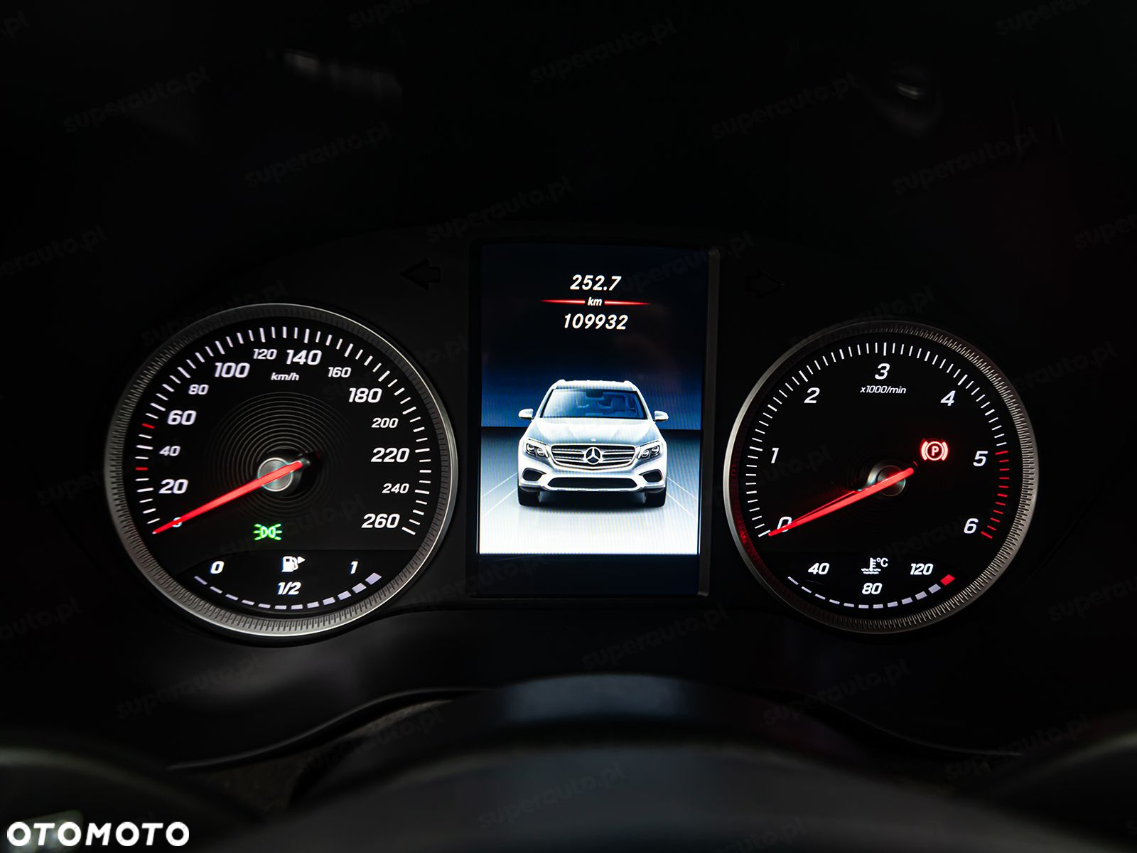 Mercedes-Benz GLC 220 d 4-Matic - 17