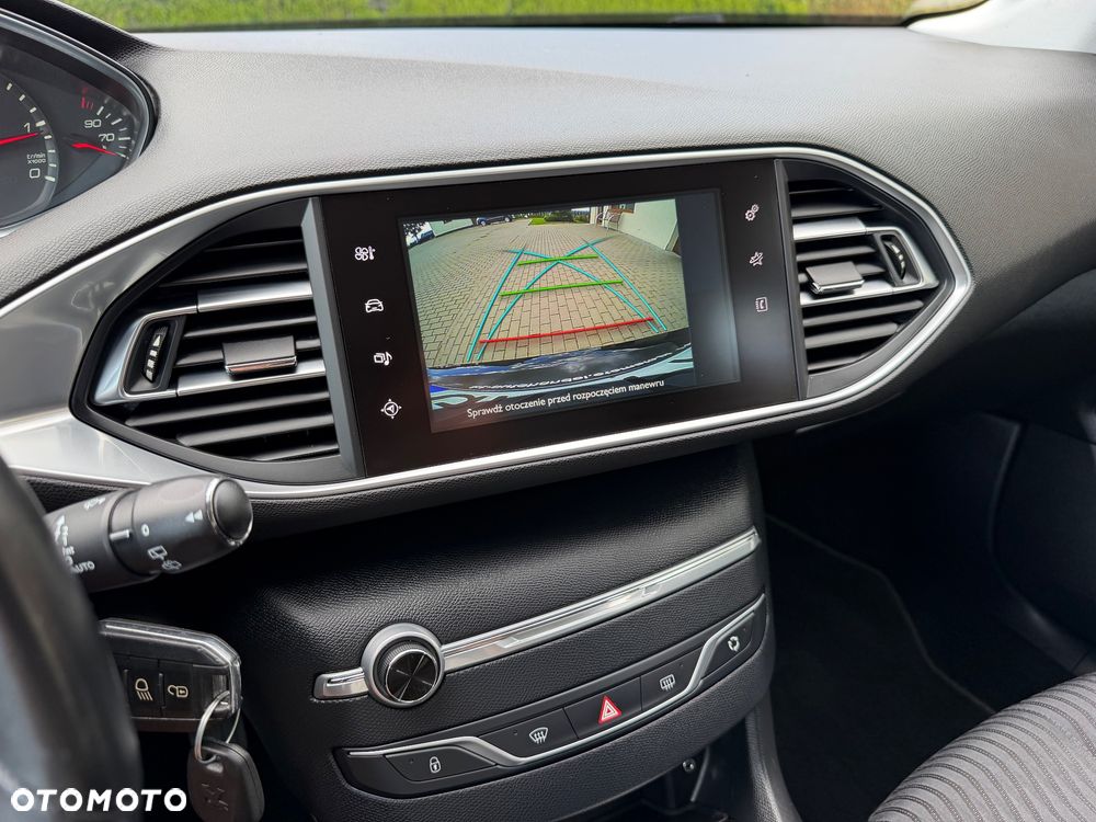 Peugeot 308 BlueHDi 120 Stop & Start Active - 8