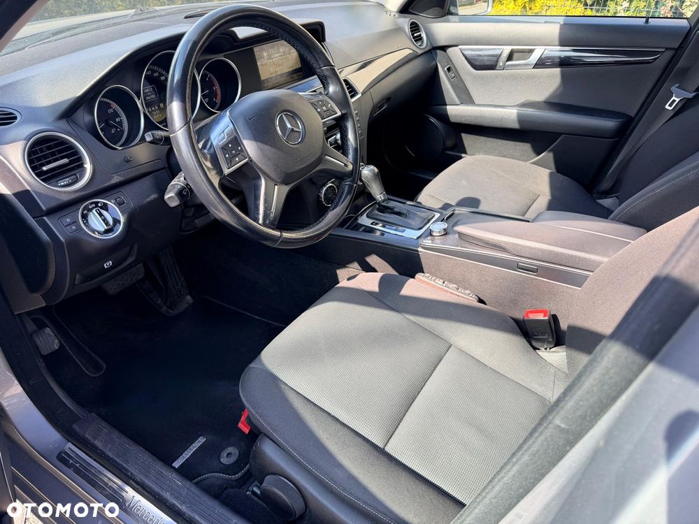 Mercedes-Benz Klasa C - 2