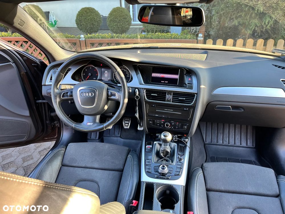 Audi A4 Avant 2.0 TDI DPF S line Sportpaket - 13