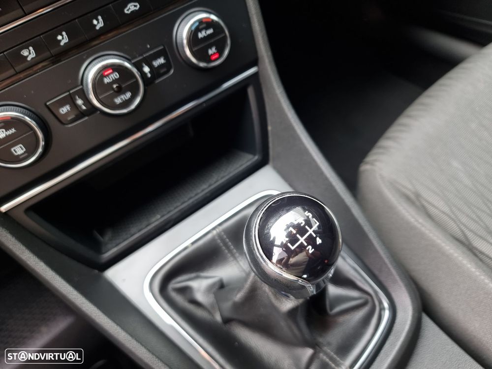 SEAT Leon ST 1.6 TDI Style Ecomotive - 11
