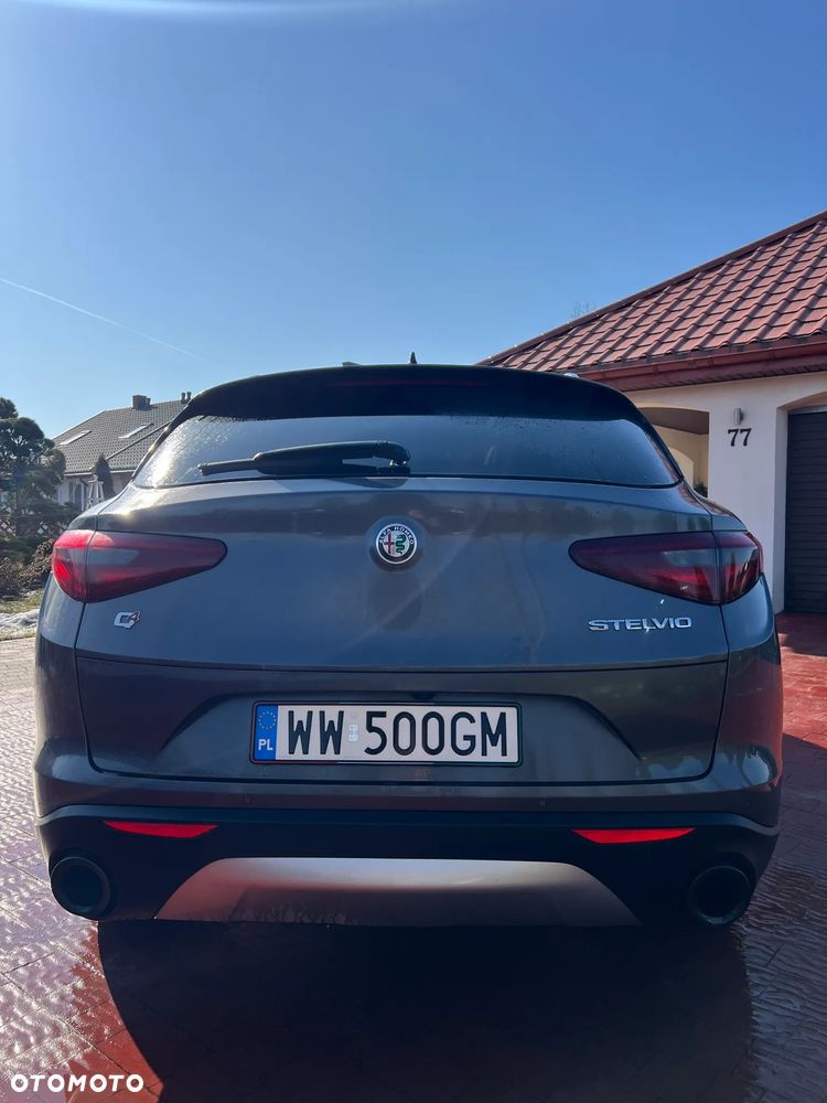 Alfa Romeo Stelvio 2.0 Turbo Super Q4 - 8