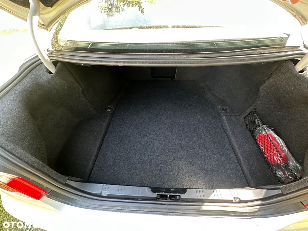 BMW Seria 5 525i - 13