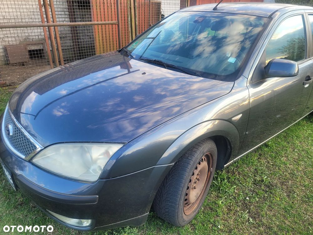 Ford Mondeo 1.8 Ambiente - 6