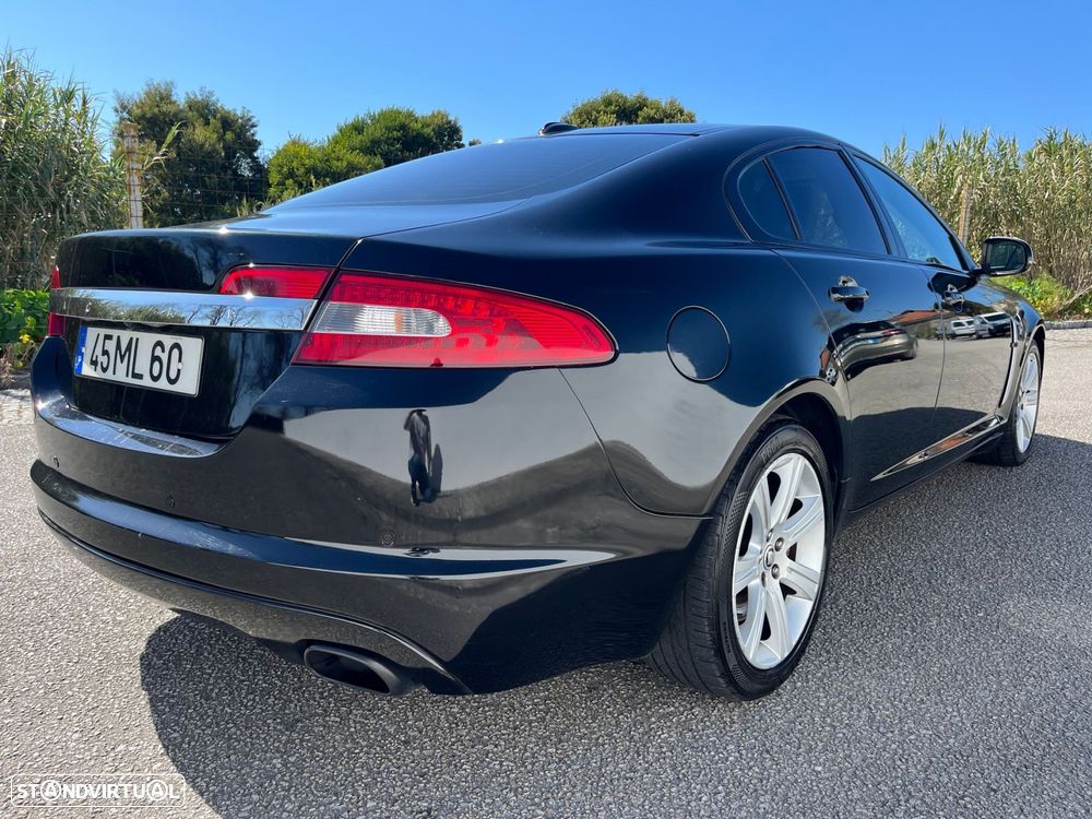 Jaguar XF 3.0 D V6 Premium Luxury - 5
