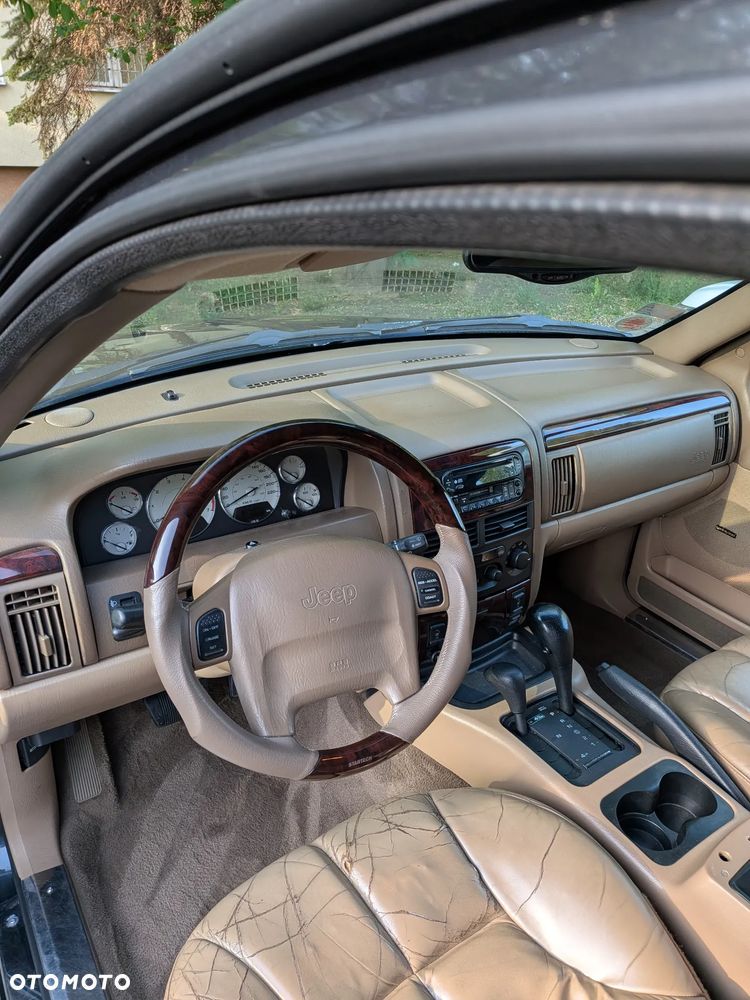 Jeep Grand Cherokee 4.7 Limited - 18