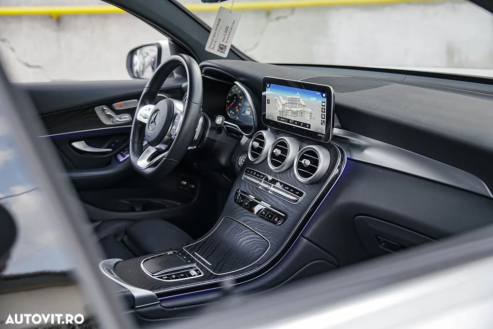 Mercedes-Benz GLC Coupe 300 e 4Matic 9G-TRONIC AMG Line Plus - 27