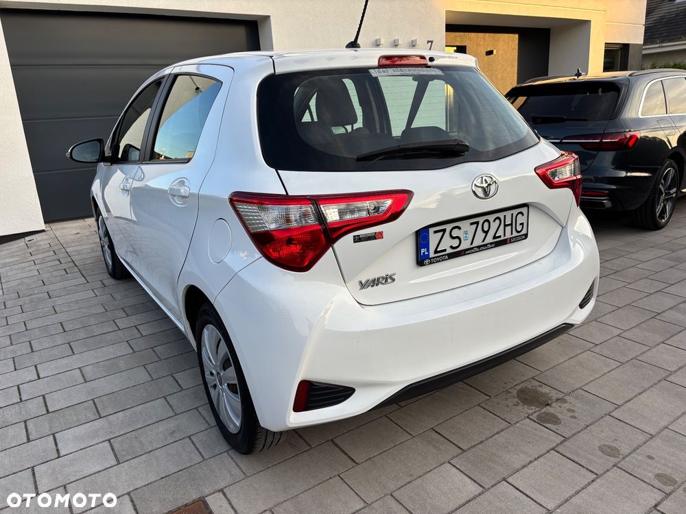 Toyota Yaris 1.5 Active - 8