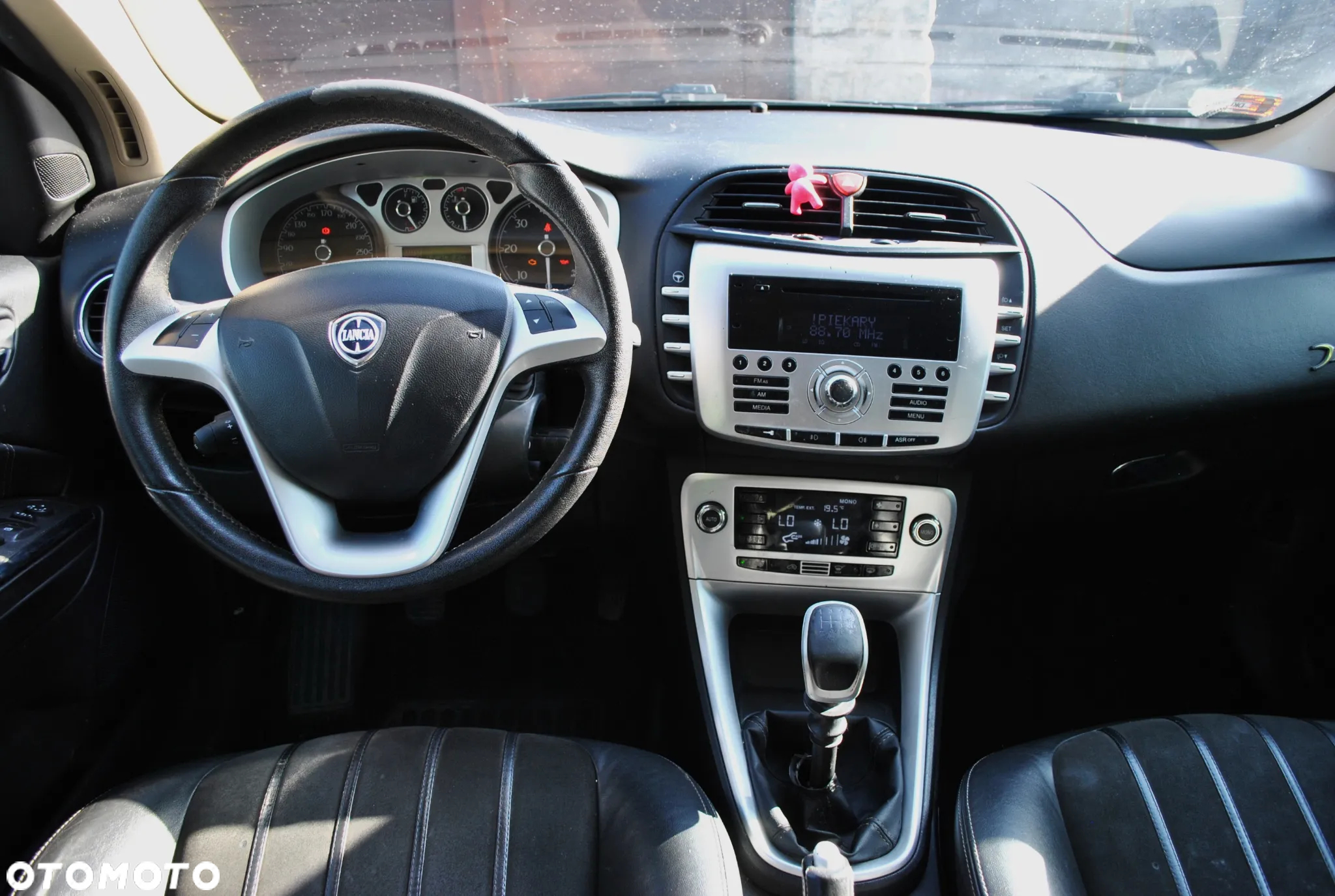 Lancia Delta 1.6 MJ Platino - 10