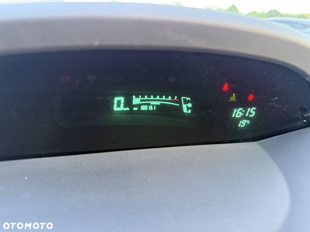 Toyota Yaris 1.0 VVT-i Cool - 30