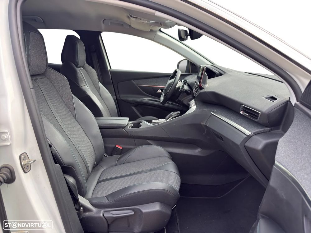 Peugeot 3008 1.6 Hybrid Allure e-EAT8 - 15