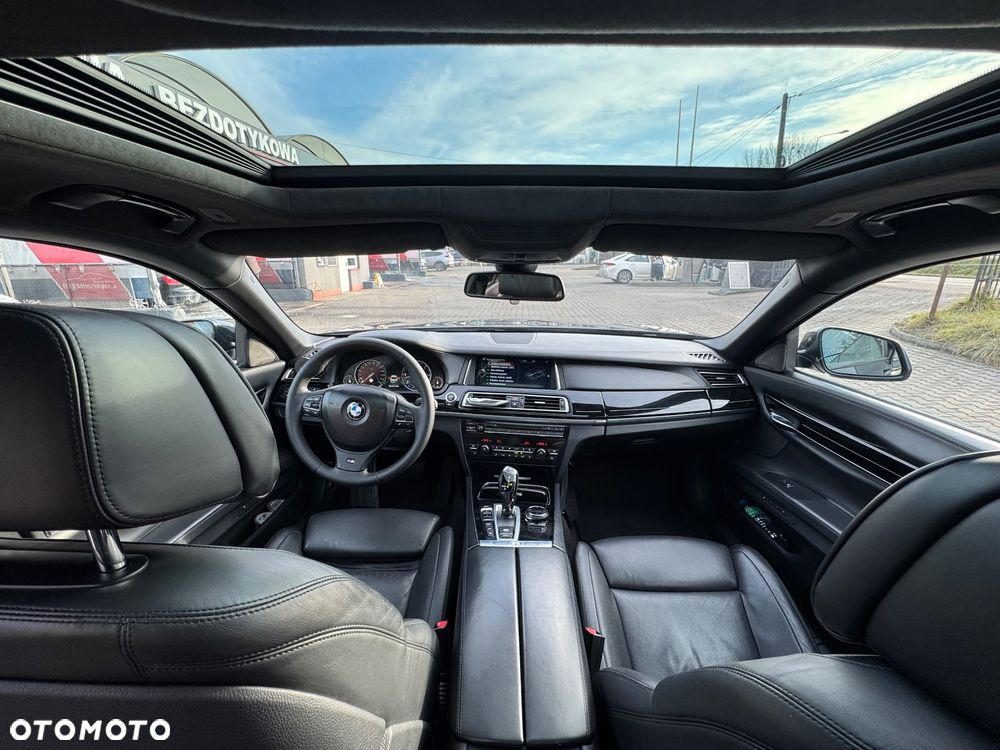 BMW Seria 7 740d xDrive - 8