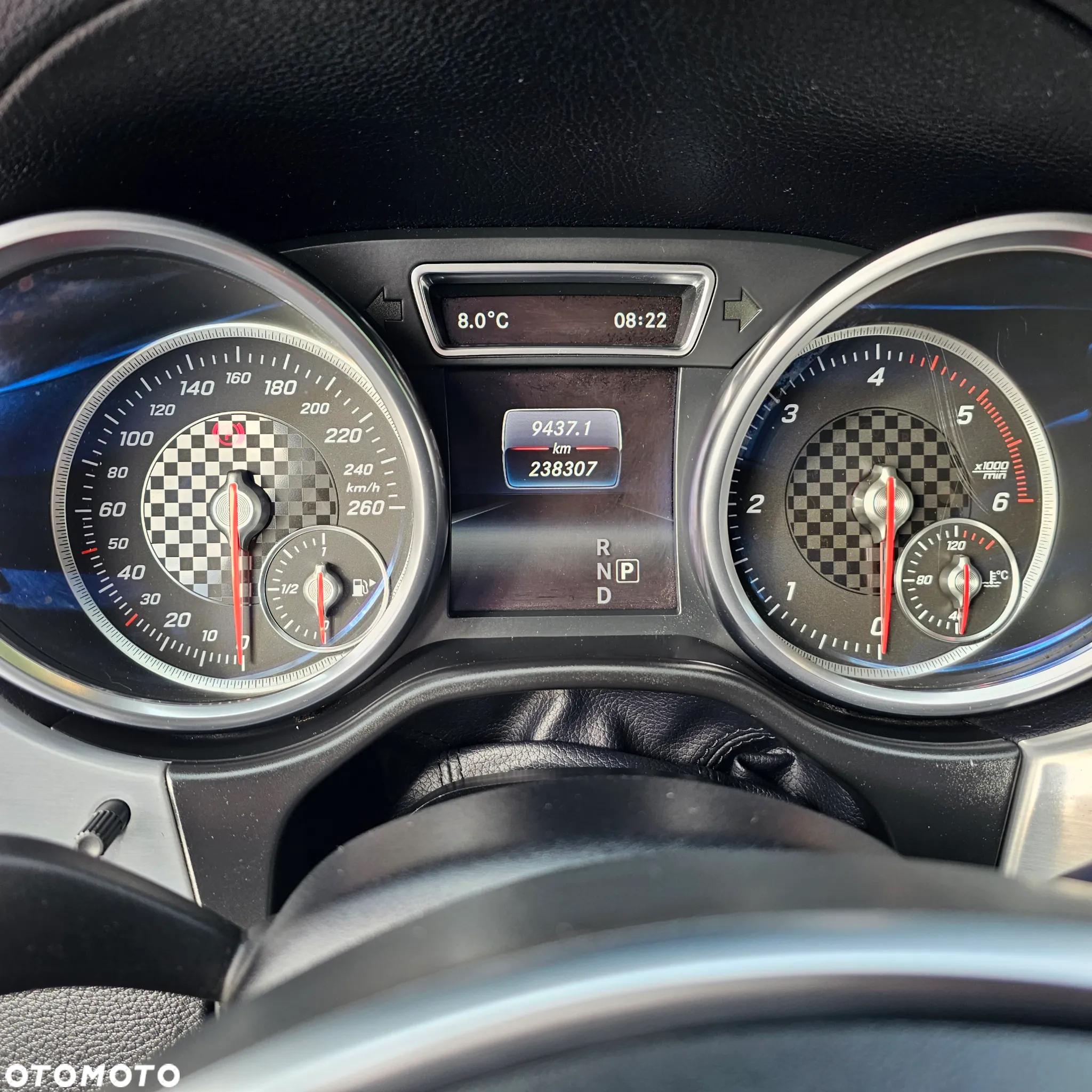 Mercedes-Benz GLE 350 d 4-Matic - 38