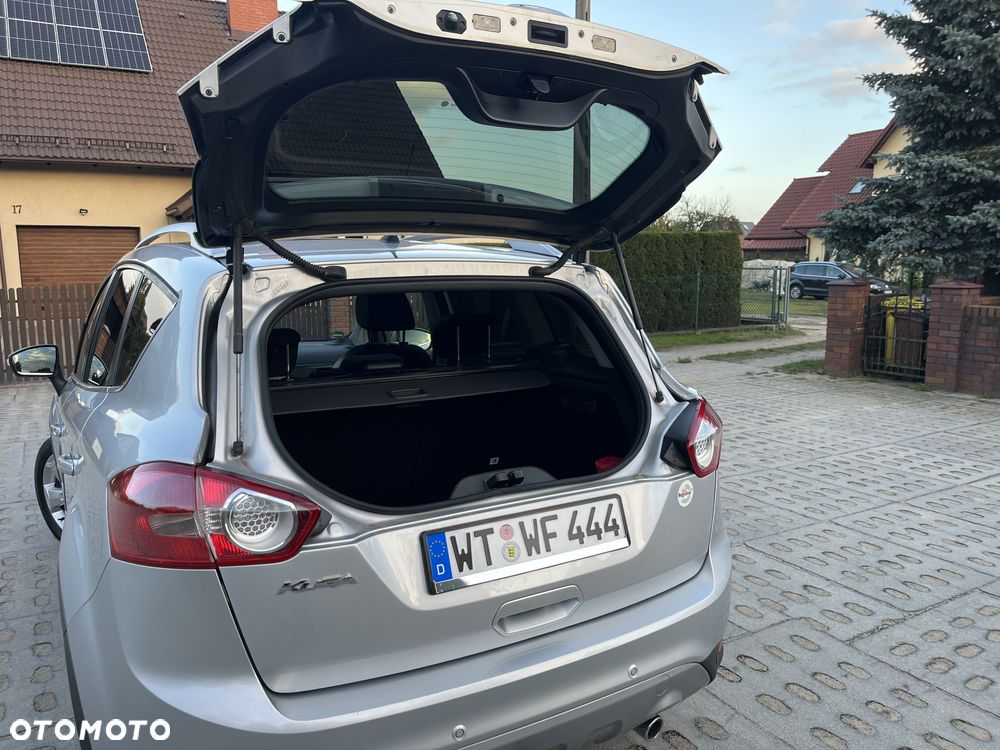 Ford Kuga 2.0 TDCi 4x4 Titanium - 10