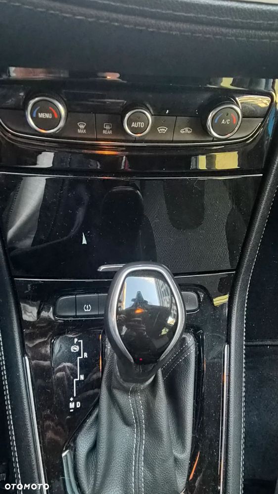 Opel Grandland X 1.2 T GPF Design&Tech S&S - 35