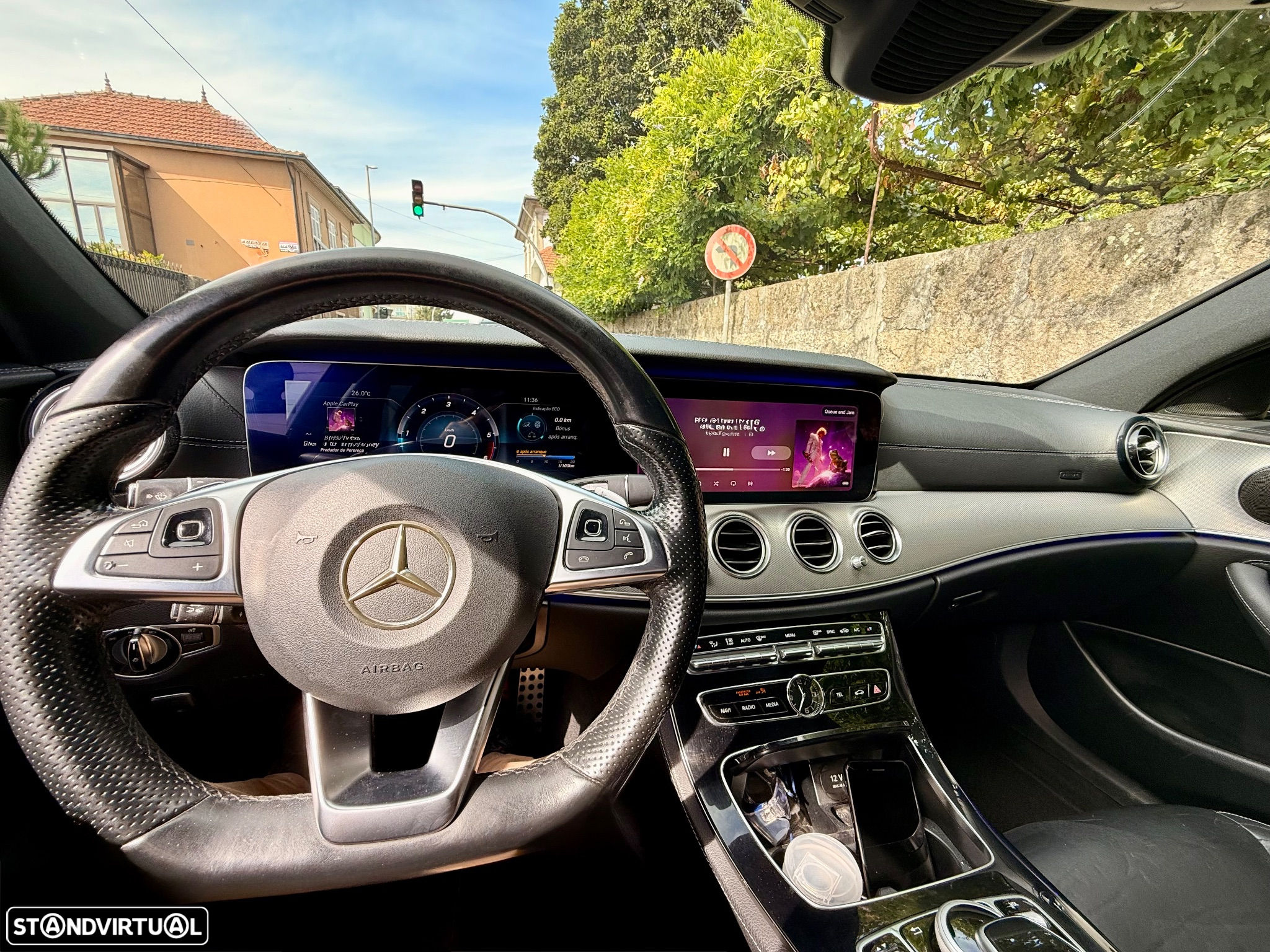 Mercedes-Benz 220 - 9