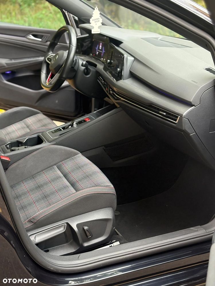 Volkswagen Golf - 15