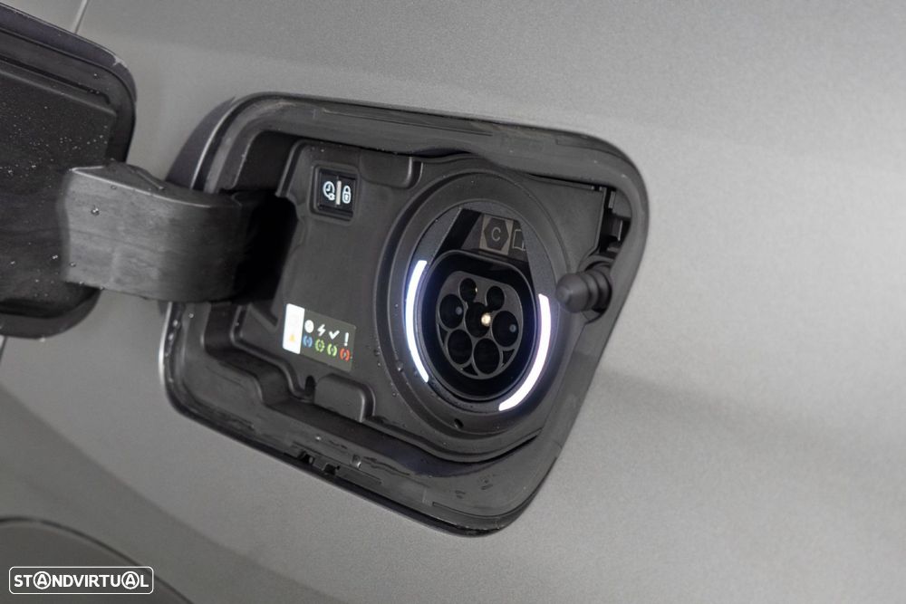 Peugeot 3008 1.6 Hybrid GT e-EAT8 - 20