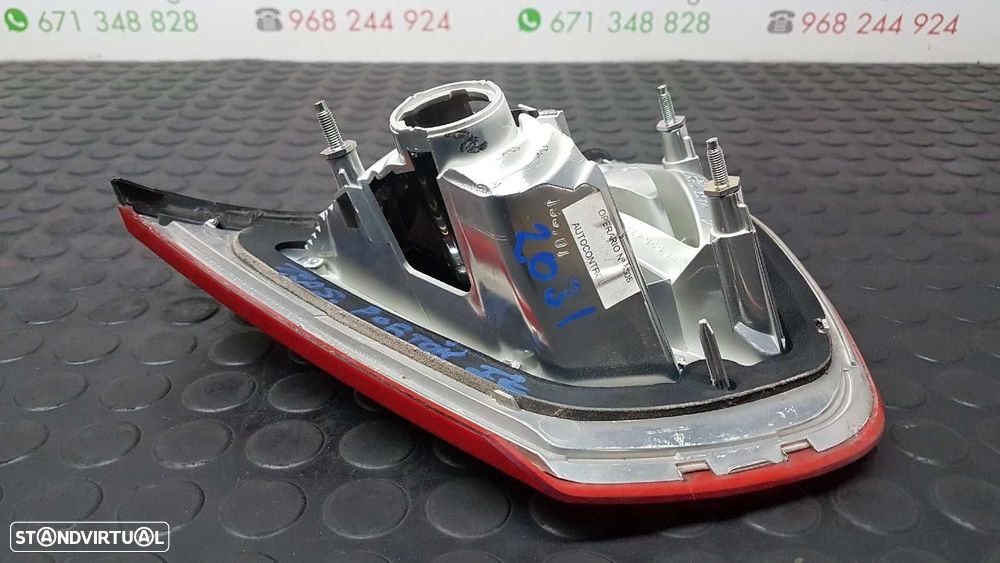 FAROLIM TRASEIRO ESQUERDO CITROEN C4 PICASSO SX - 2