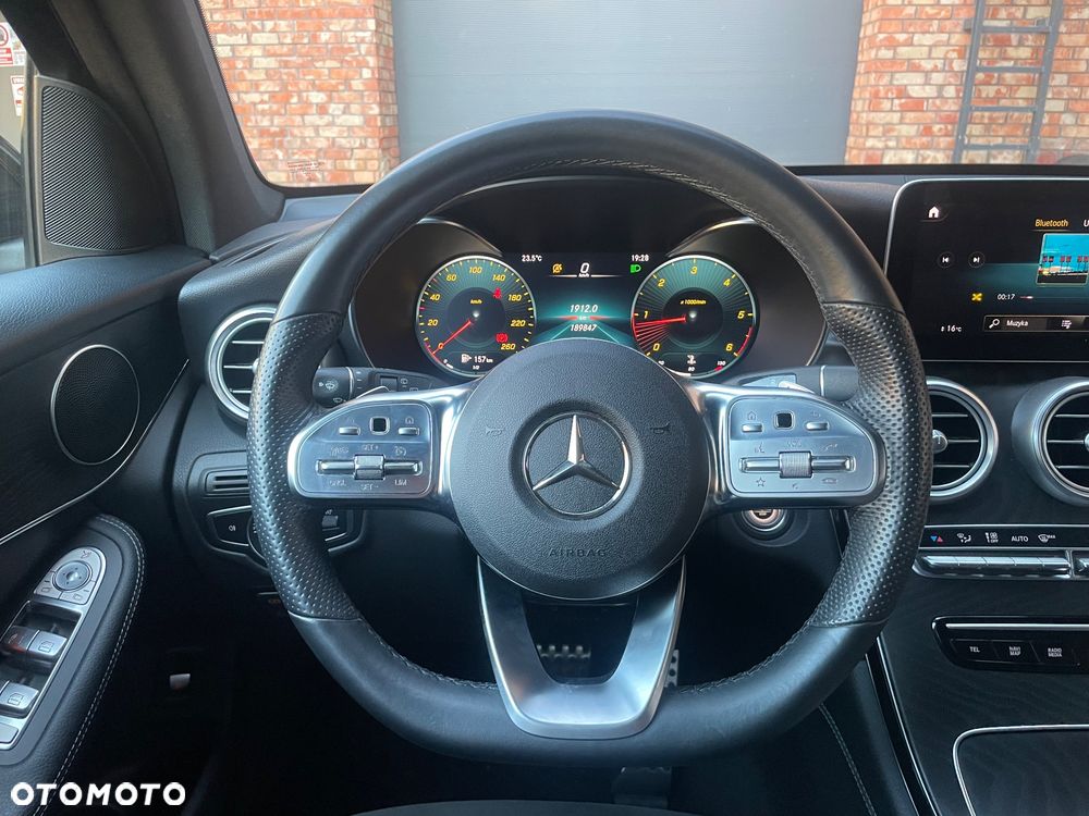 Mercedes-Benz GLC 220 d 4Matic 9G-TRONIC AMG Line - 23