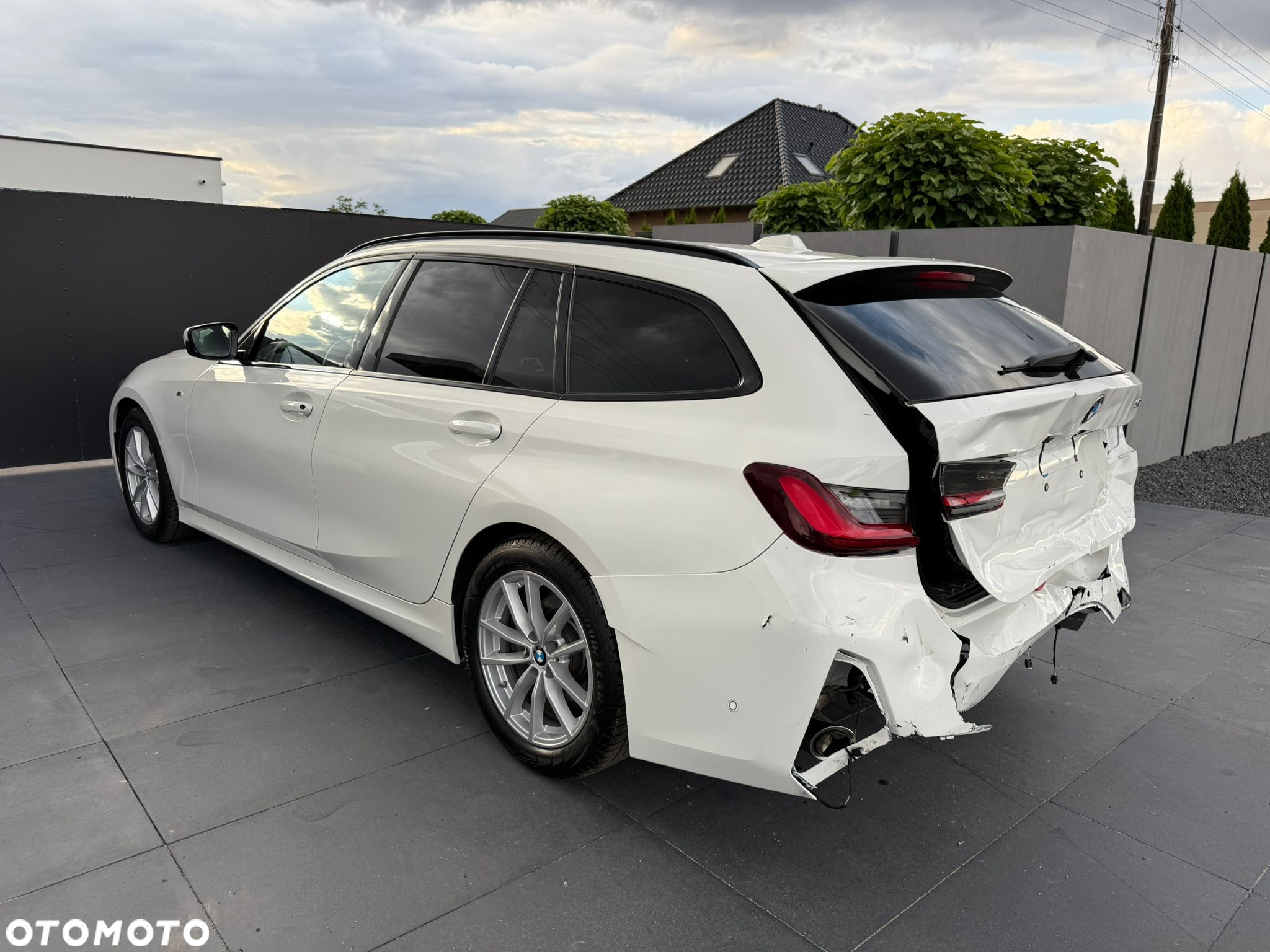 BMW Seria 3 320d Touring M Sport - 11