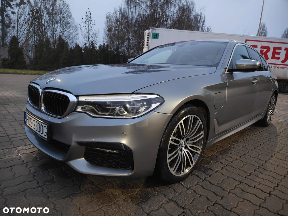 BMW Seria 5 530e iPerformance GPF M Sport sport