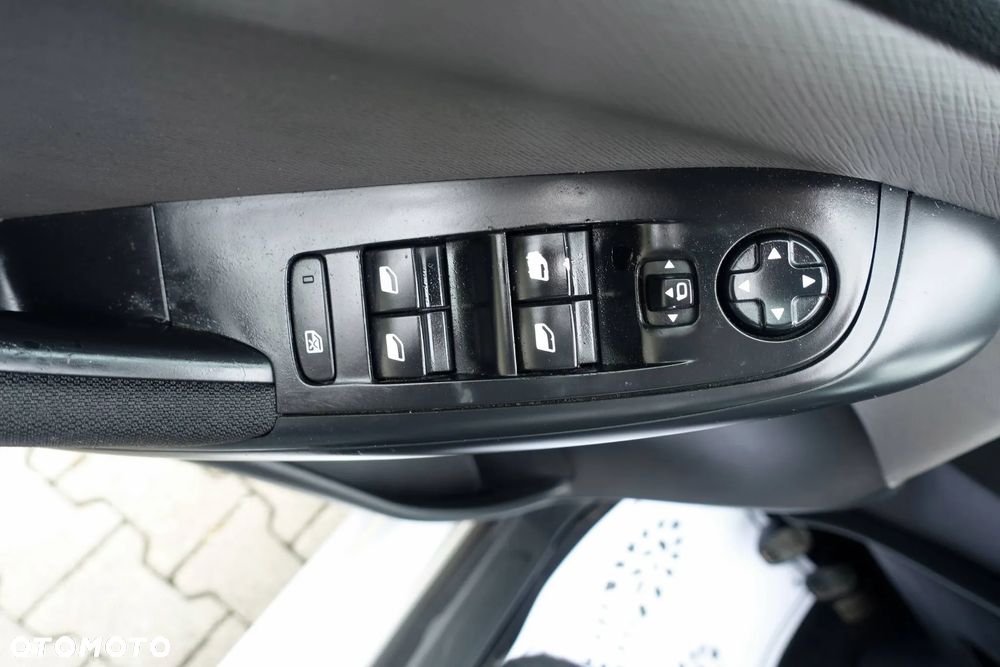 Citroën C4 Grand Picasso 1.6 e-HDi Attraction - 30