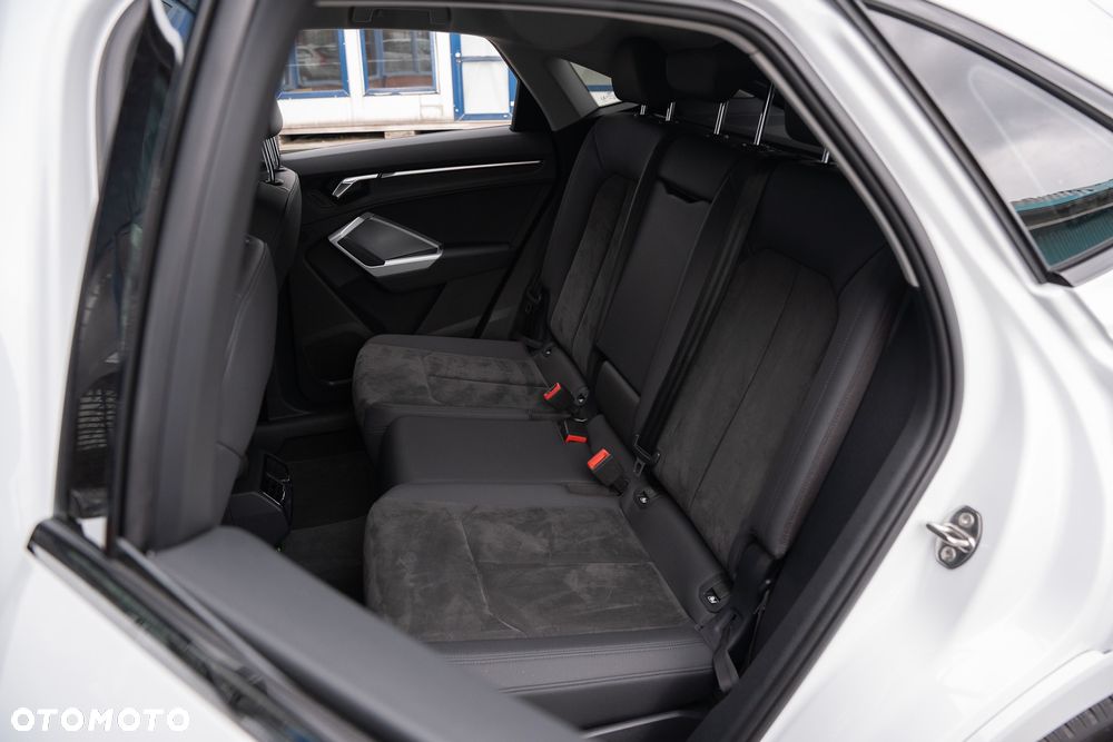 Audi Q3 Sportback 35 TDI S tronic - 31