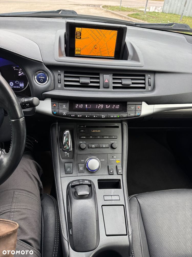 Lexus CT 200h Prestige - 7