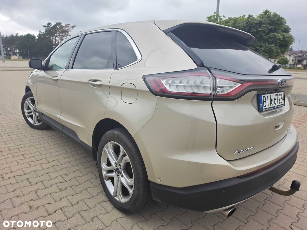 Ford Edge - 2
