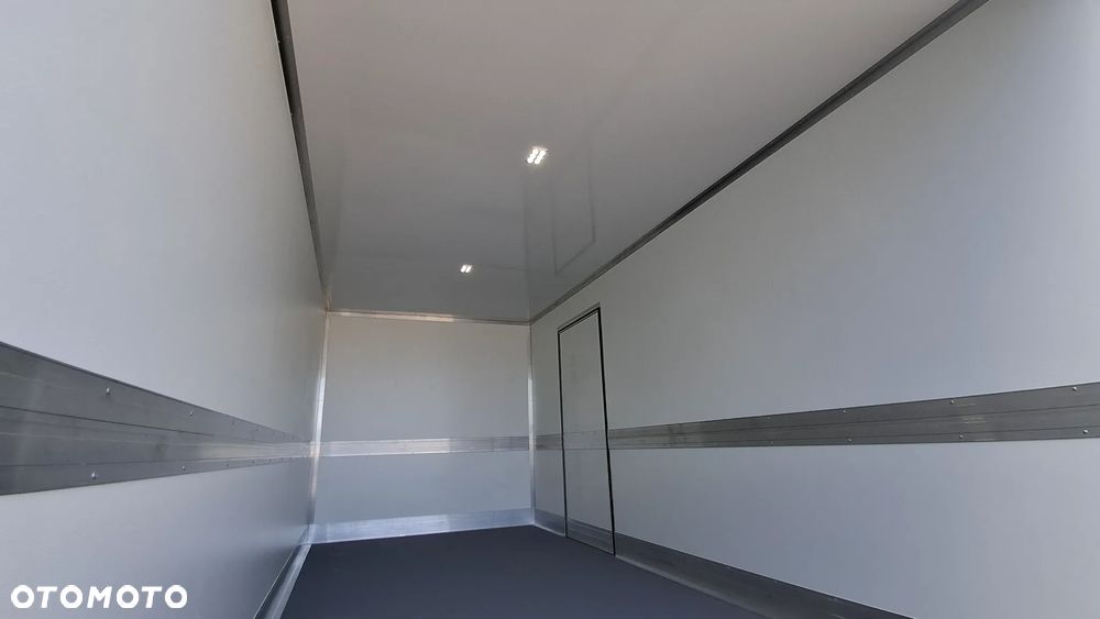 Mercedes-Benz Sprinter 519 CDI - 13