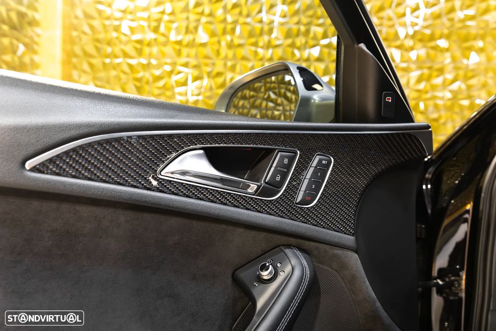 Audi RS6 Avant 4.0 TFSi Plus quattro Tiptronic - 30