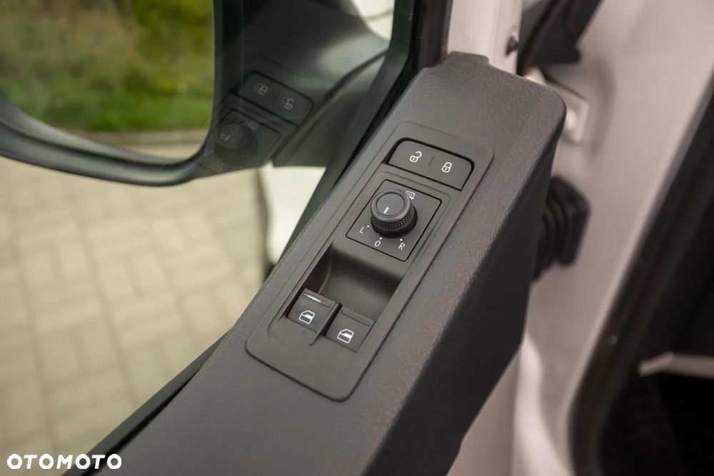 Volkswagen T6 Transporter - 20