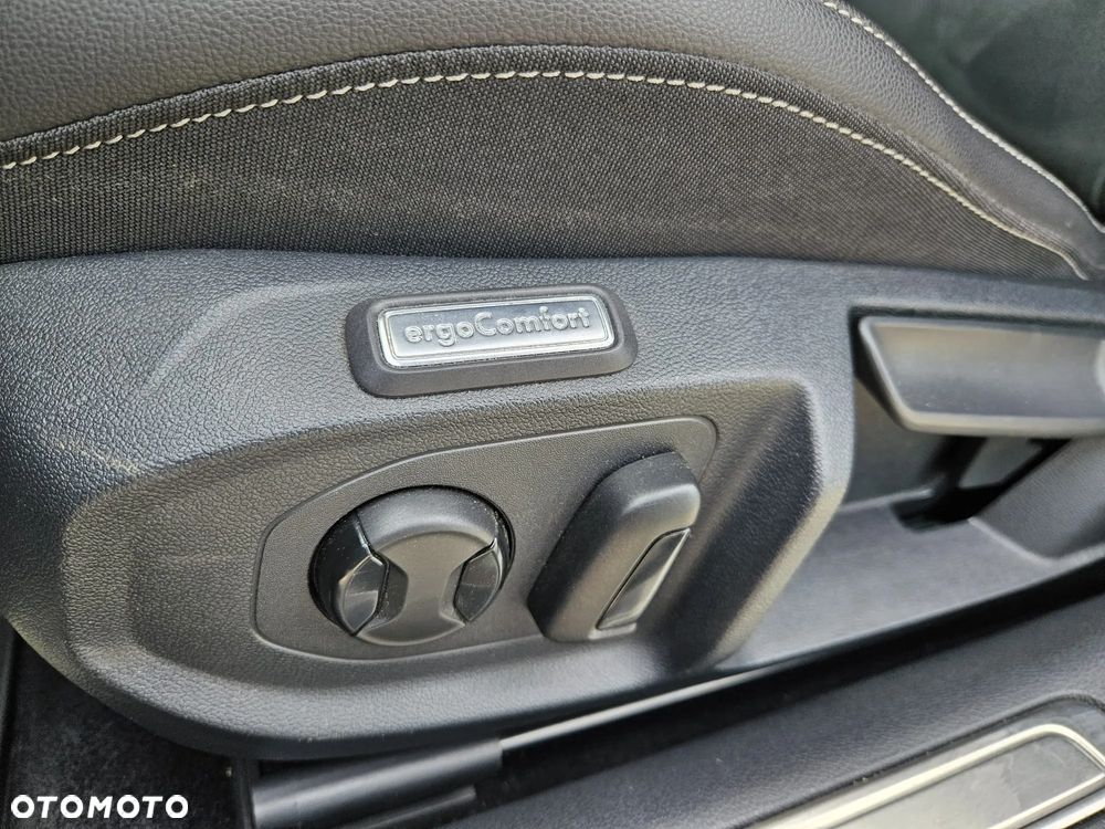 Volkswagen Arteon 2.0 TSI R-Line DSG - 13