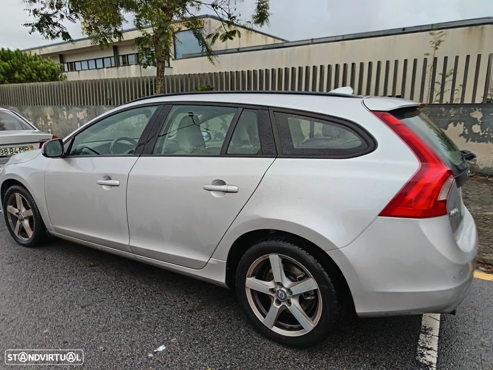Volvo V60 1.6 D2 Drive Kinetic Start/Stop - 5