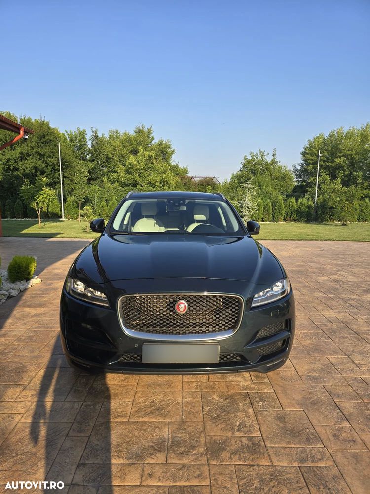 Jaguar F-Pace 25d AWD Portfolio - 1
