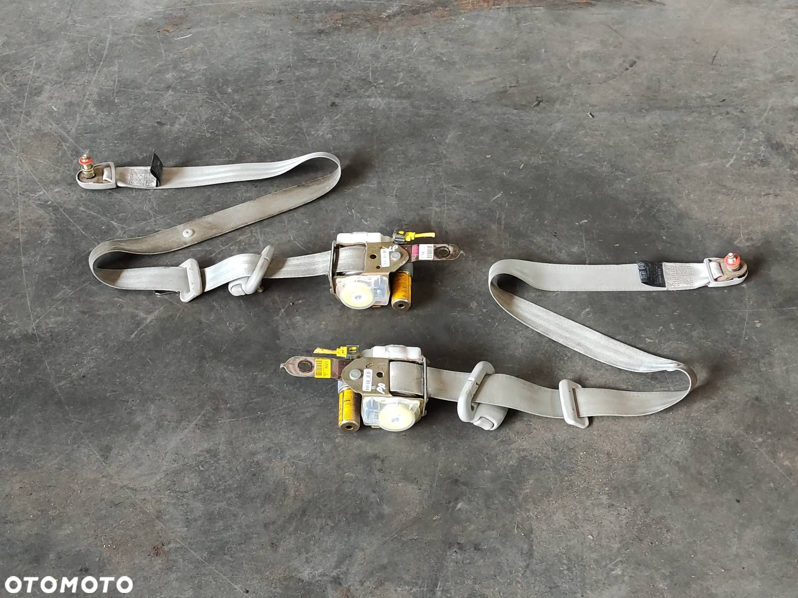 ZESTAW POSTRZAŁOWY HYUNDAI TRAJET I FL 95910-3A900 - 22