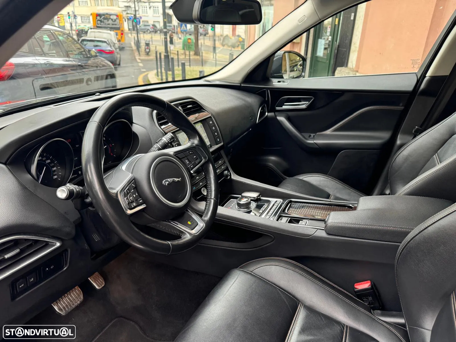 Jaguar F-Pace 2.0 i4D Prestige Aut. - 16
