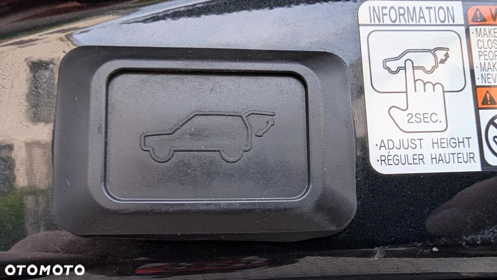 Toyota RAV4 - 7