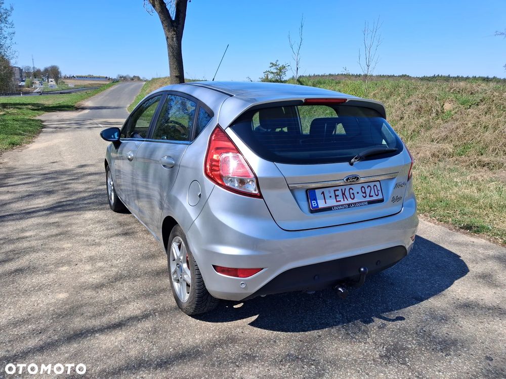Ford Fiesta 1.5 TDCi Ambiente - 3