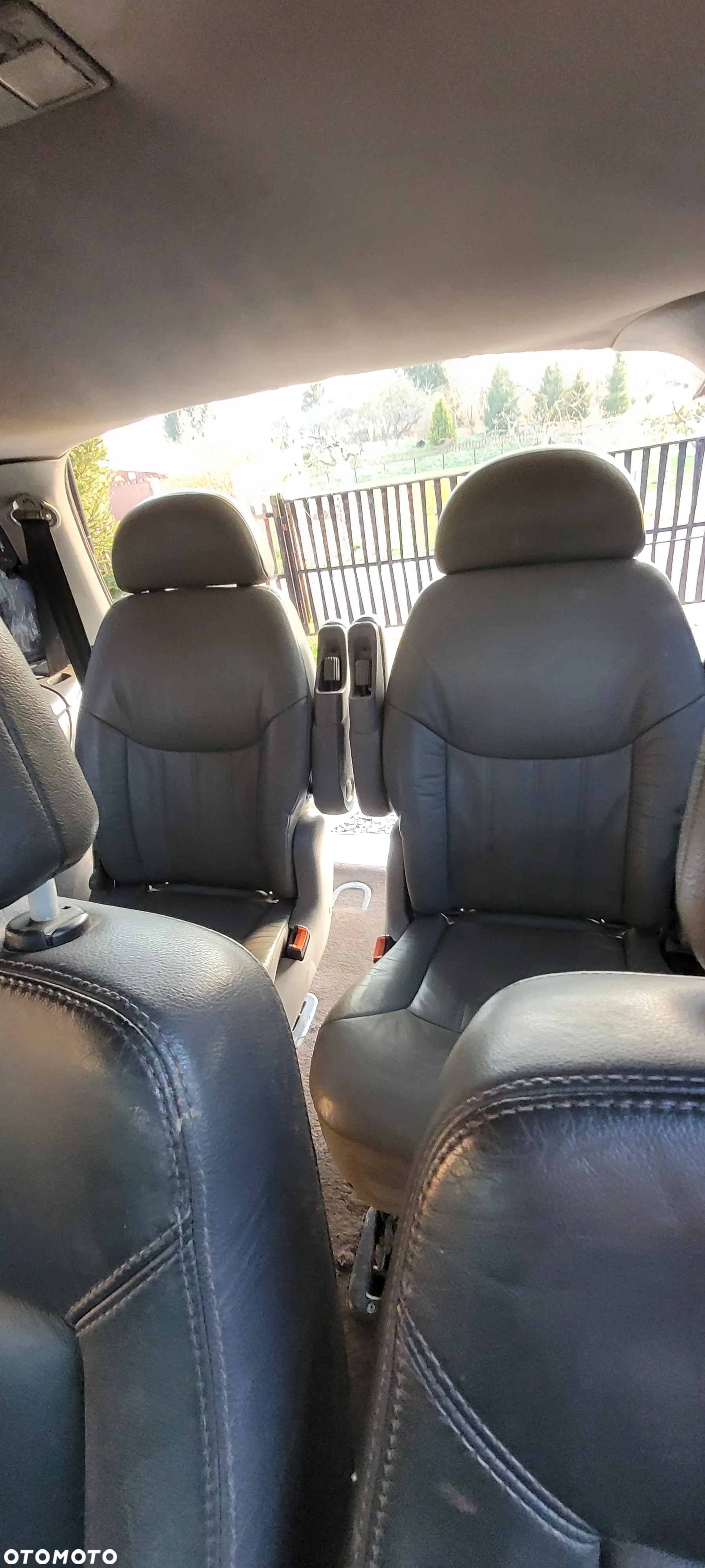Volkswagen Sharan 1.9 TDI Highline Tiptr - 16