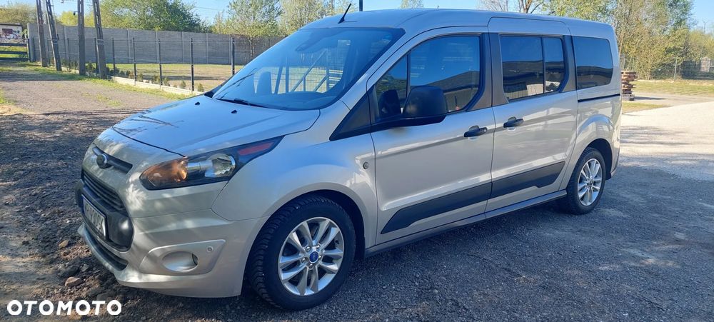 Ford Tourneo Connect Grand - 13
