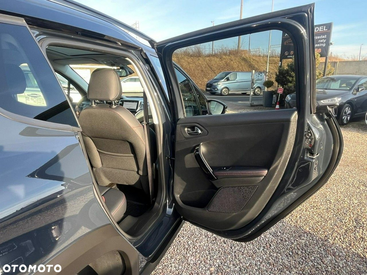 Peugeot 2008 PureTech 110 Stop&Start EAT6 GT-Line Edition - 39