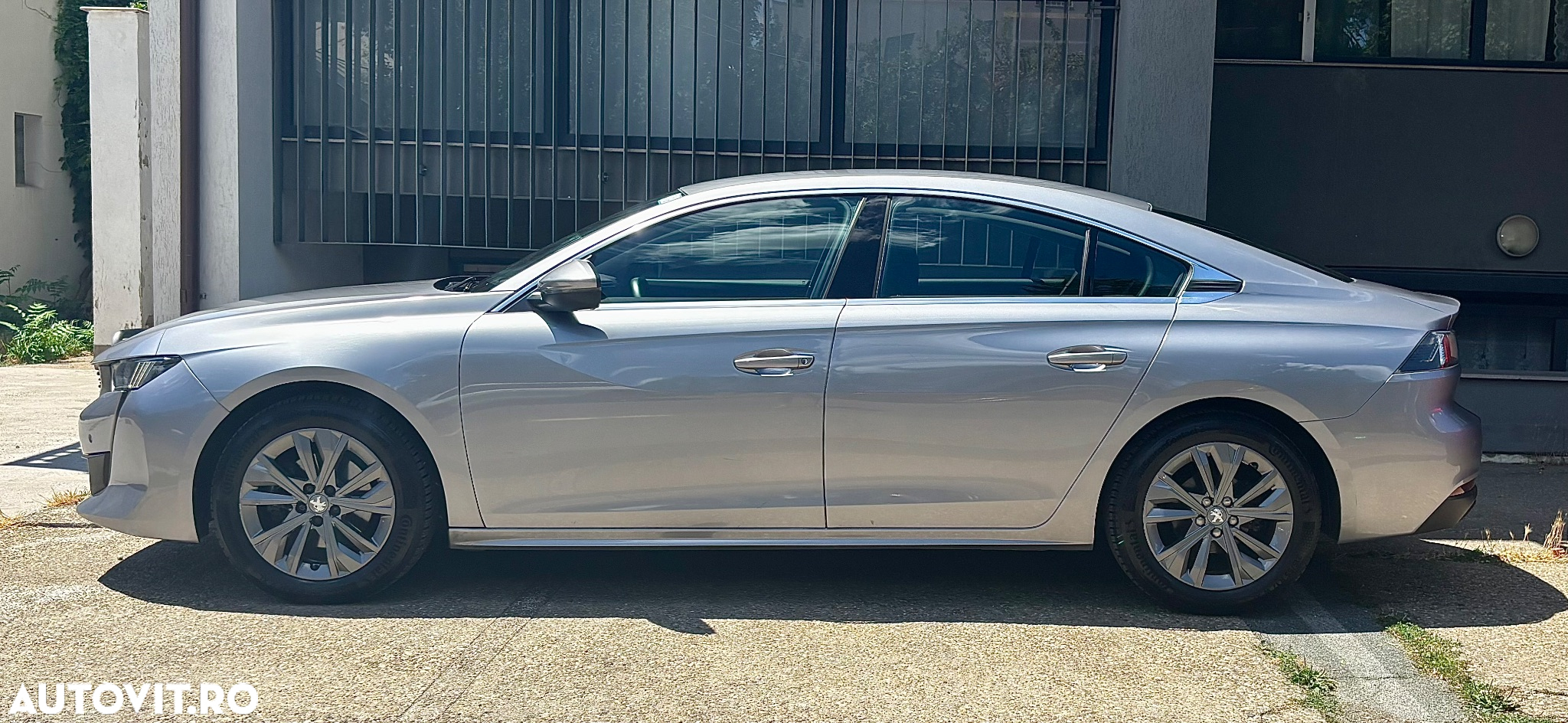 Peugeot 508 BlueHDi 130 EAT8 Active - 23