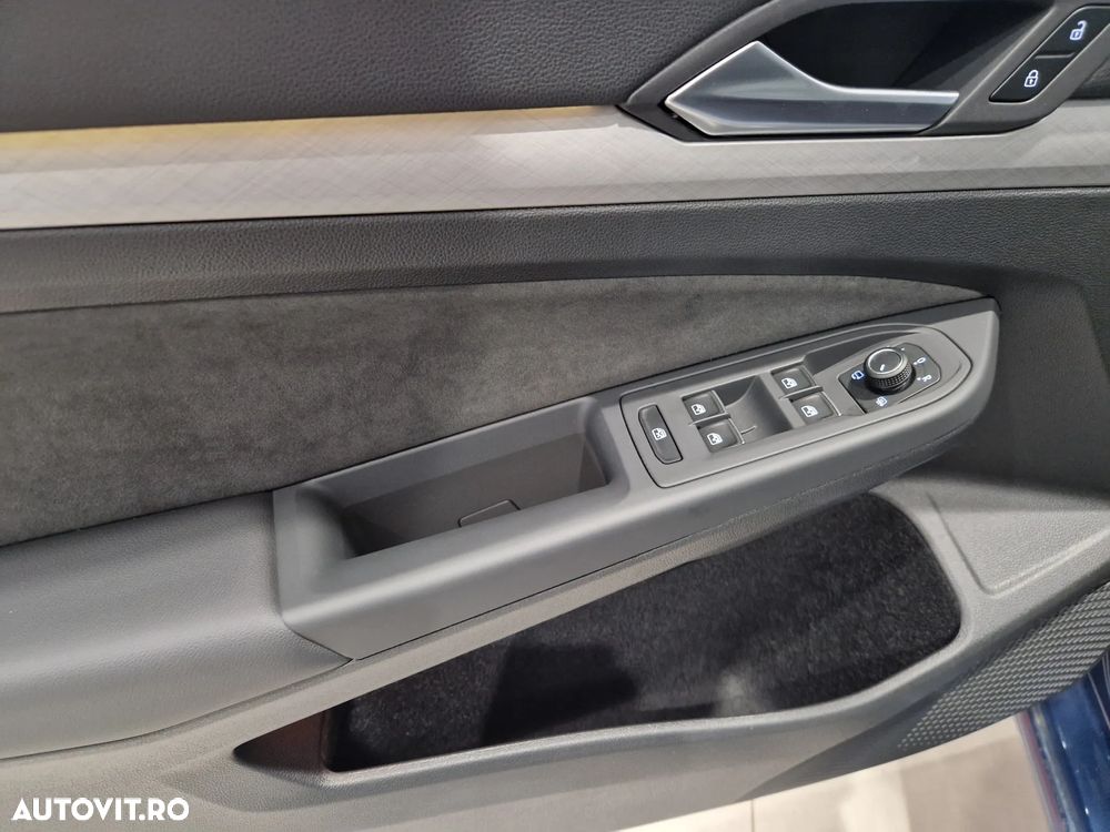 Volkswagen Golf 1.5 eTSI ACT DSG MHEV Life - 15