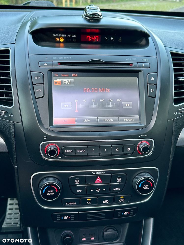 Kia Sorento - 34